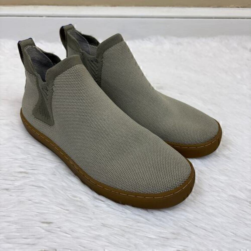 Rothy's The Chelsea Ankle Boot Light Sage Women's Size 9